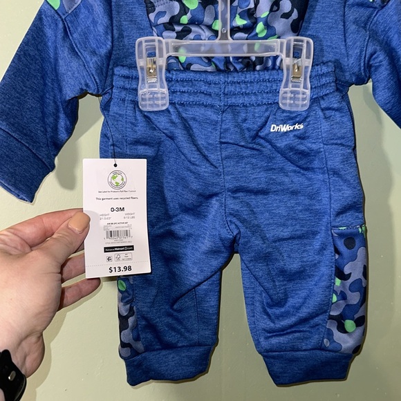 Baby jumpsuit 0-3 months athletic set - Picture 3 of 3